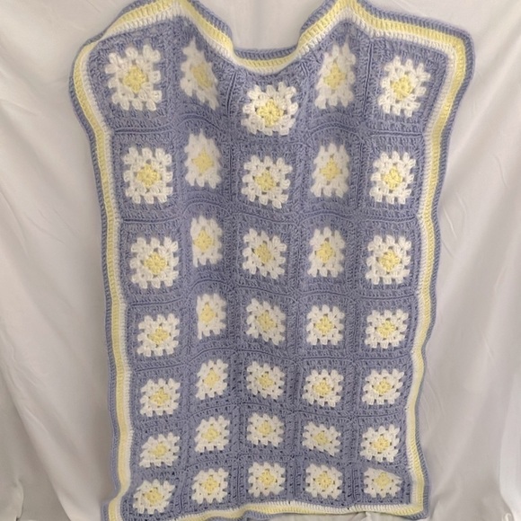 Blanket: Granny Square Blanket- pastel purple/pastel yellow/white- 50”x33” - Picture 4 of 12